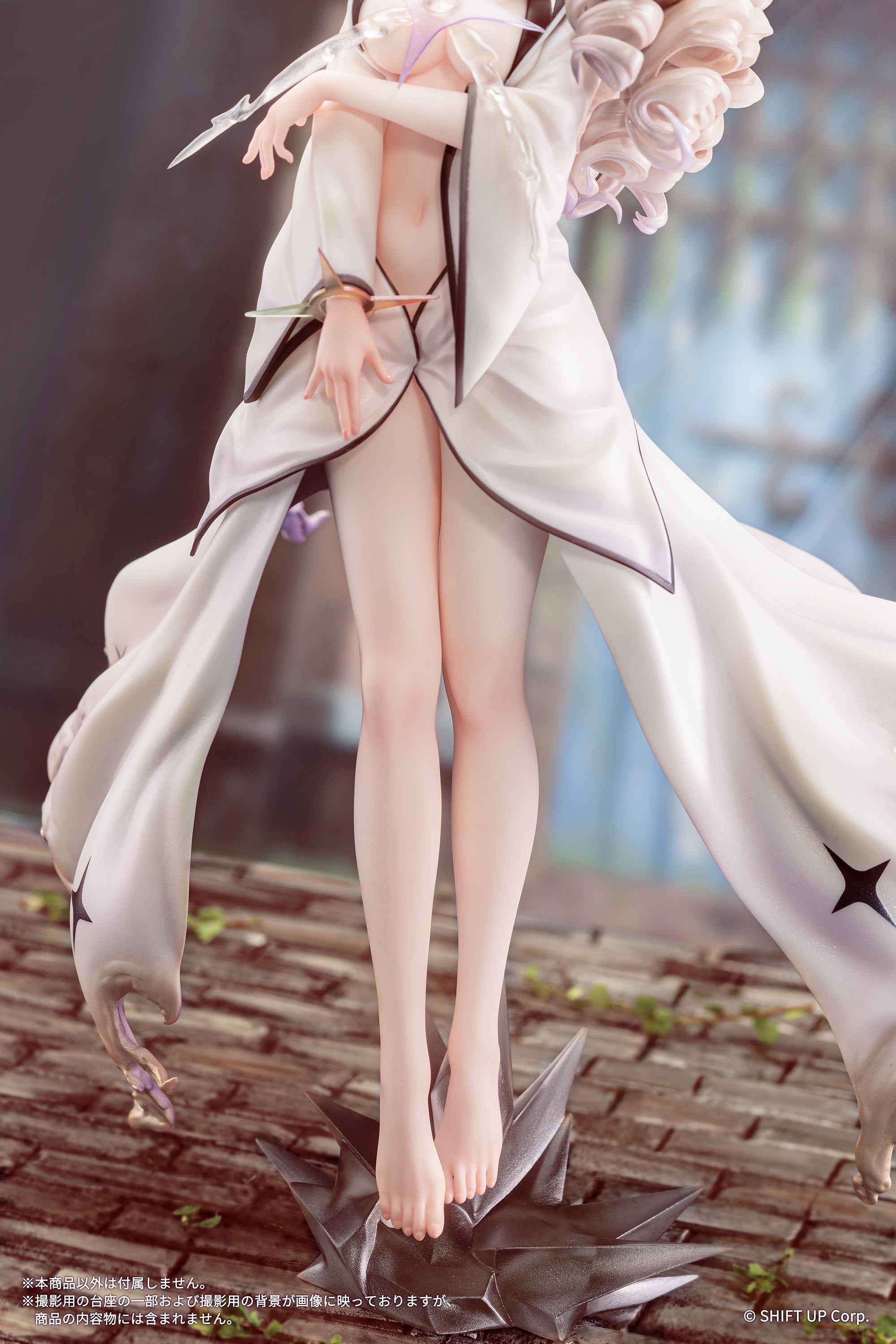Goddess of Victory: Nikke Crown - Naked King 1/7 Scale Figure