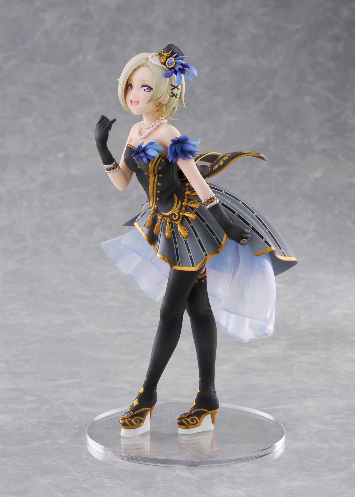 Mia Taylor 1/7 Scale Figure