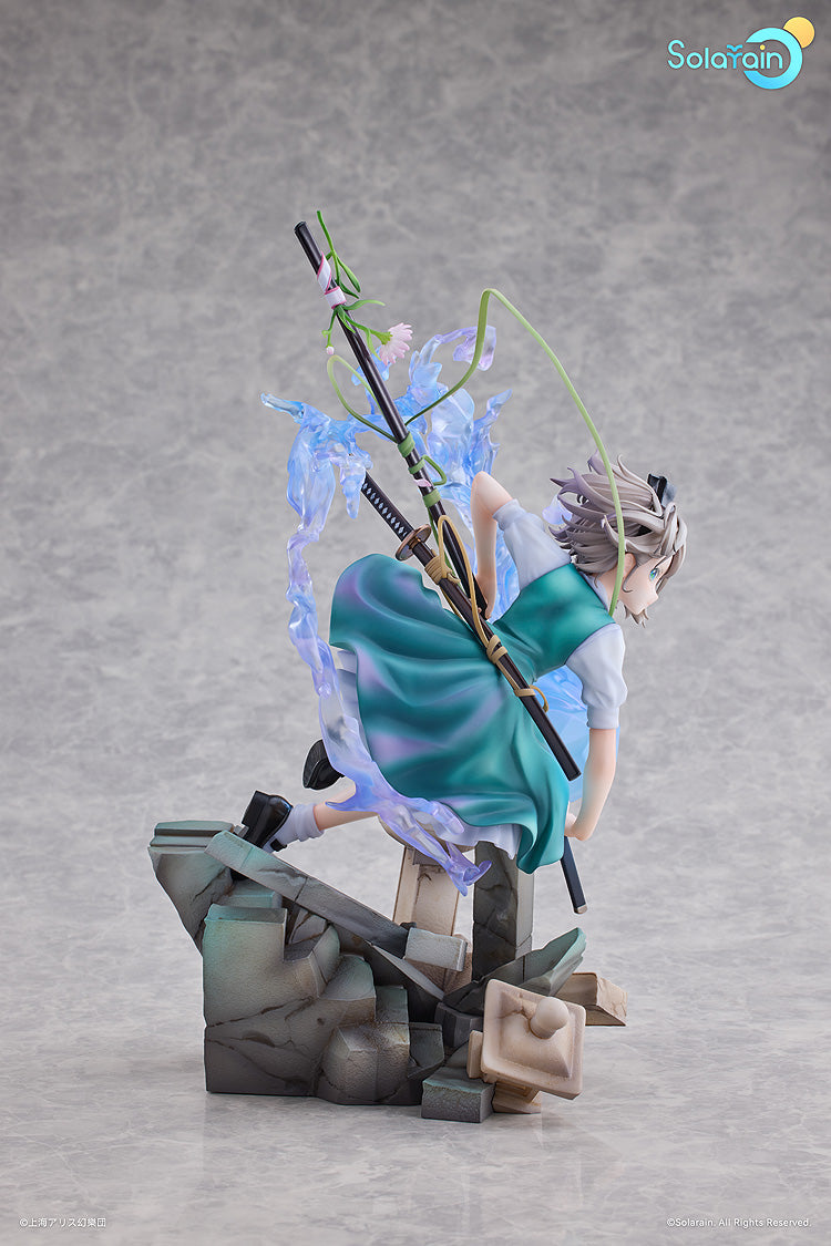 Youmu Konpaku: Half-Human Half-Phantom Gardener Ver. 1/7 Scale Figure