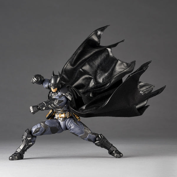 Revoltech アメイジングヤマグチ バットマン アーカムナイト Kaiyodo Revoltech Amazing Yamaguchi Batman Arkham Knight | DC