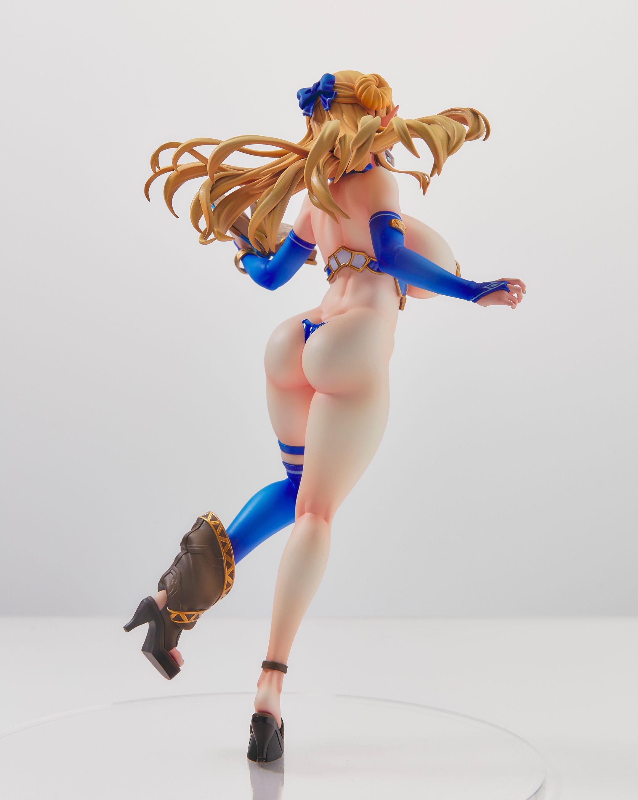15th villager Milklinde 1/6 Scale Figure