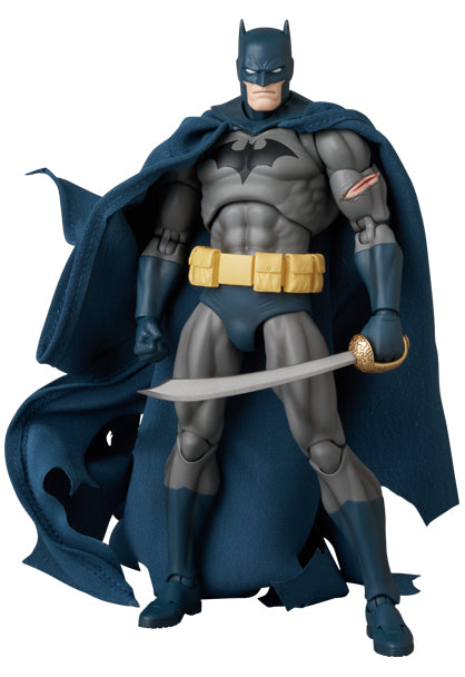 Medicom Toy MAFEX Batman Damage Ver. (BATMAN: HUSH Ver.) | Batman