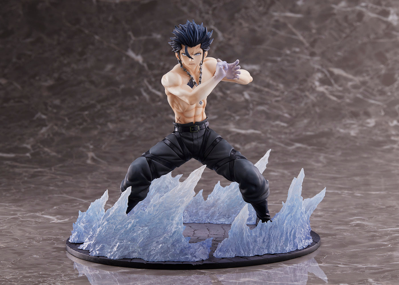 Gray Fullbuster 1/8 Scale Figure (Re-Order)