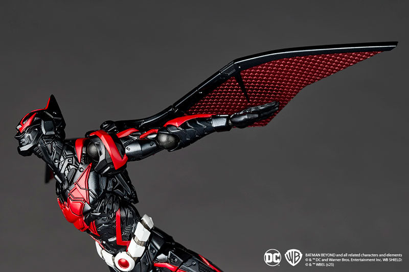 Kaiyodo Revoltech Amazing Yamaguchi Batman (Batman Beyond