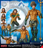 MAFEX Aquaman (Gold & Green Suit)