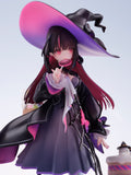 Halloween Witch Complete Figure
