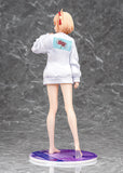 Chisato Nishikigi: Oversized Sweatshirt Ver. 1/7 Scale Figure