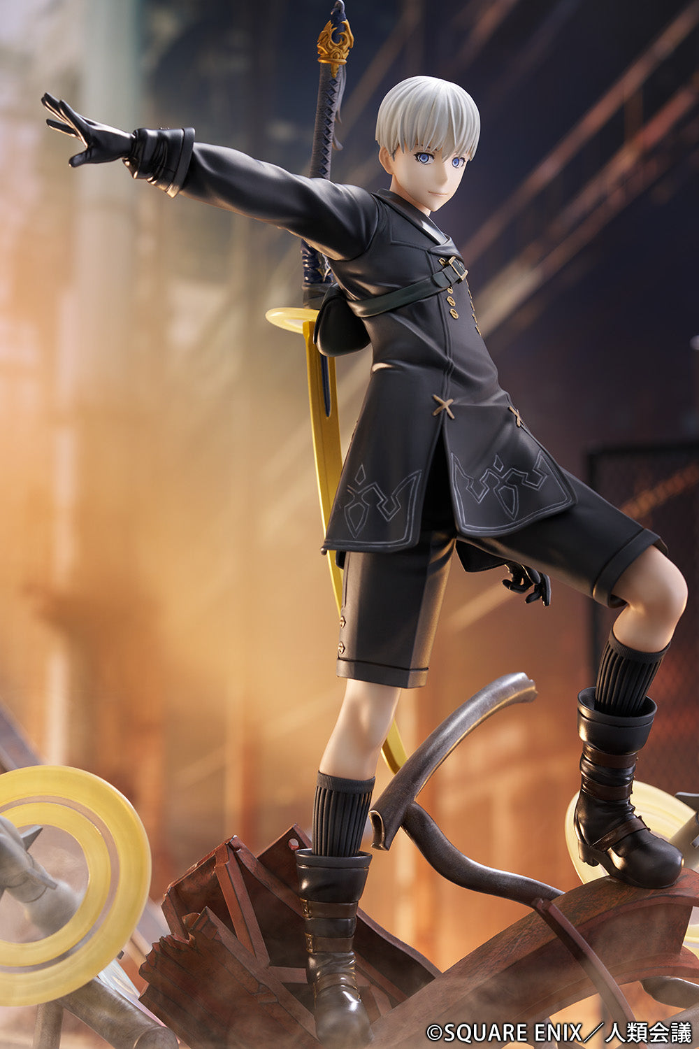 1/7 Scale Figure 