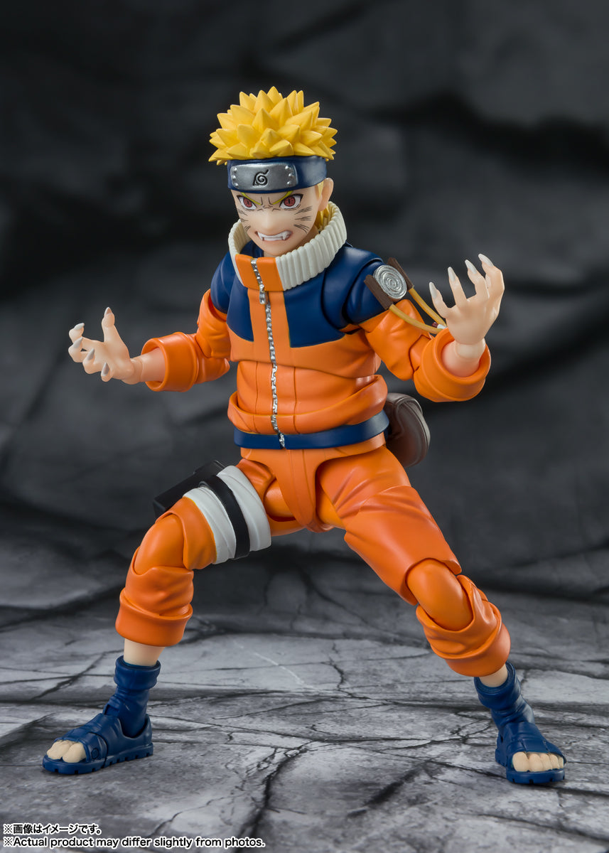 Bandai S.H.Figuarts Naruto Shippuden Sasuke Uchiha (He Who Bears All  Hatred) 5.9-in Action Figure