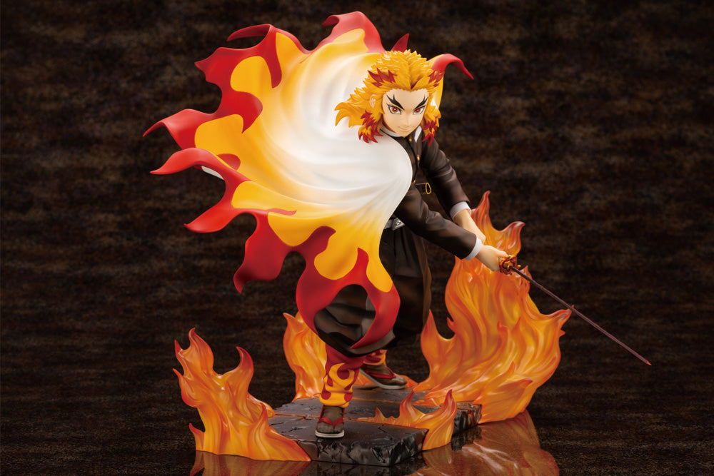 1/8 Scale Figure Kyojuro Rengoku: Flame Hashira Ver. - Demon Slayer