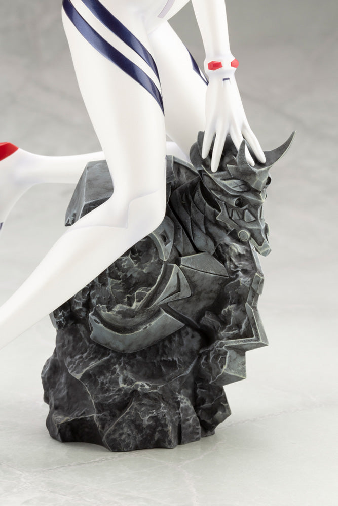 Asuka Shikinami Langley White Plugsuit Ver. 1/6 Scale Figure