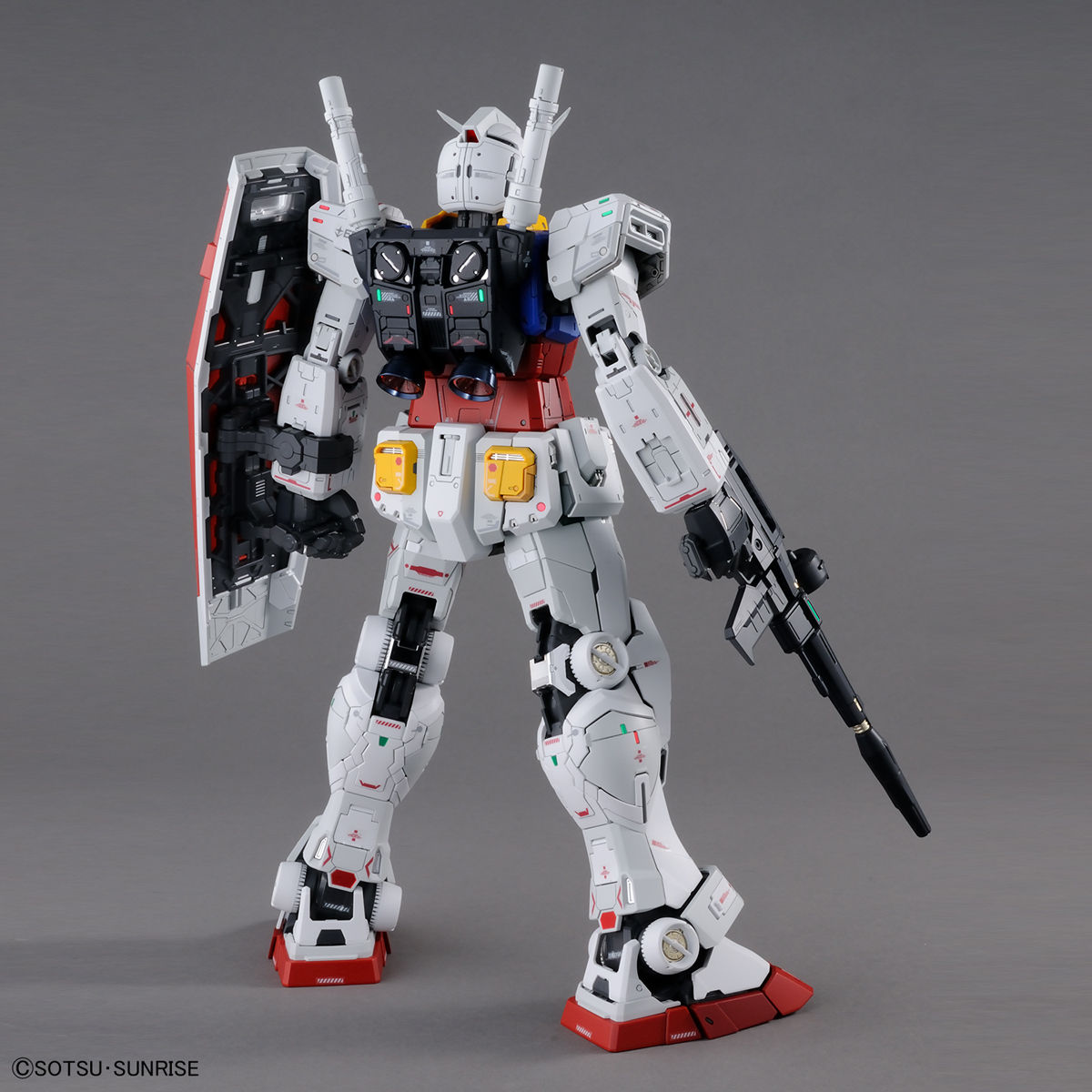 PG UNLEASHED 1/60 RX-78-2 ガンダム Bandai PG Unleashed 1/60 RX-78-2 Gundam | Mobile Suit Gundam